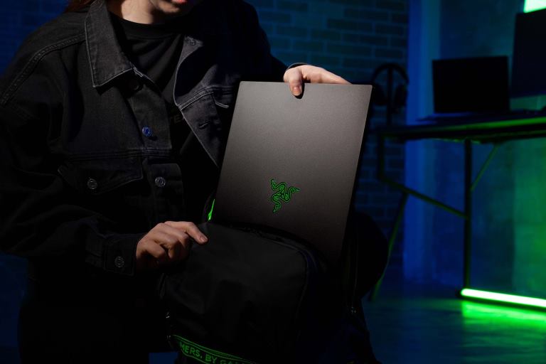 Razer personaliza tu espada 15 6TF6X10 computadora portátil un color